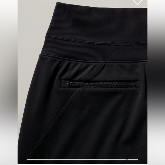 Athleta Venice HIGH RISE Jogger // Black #597888 - Picture 6 of 16